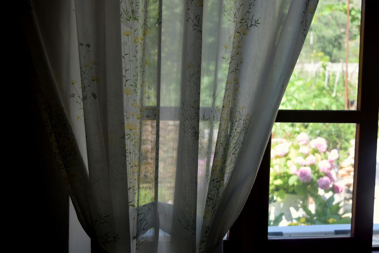 La Casa Di Nonna Lägenhet Qeparo Exteriör bild
